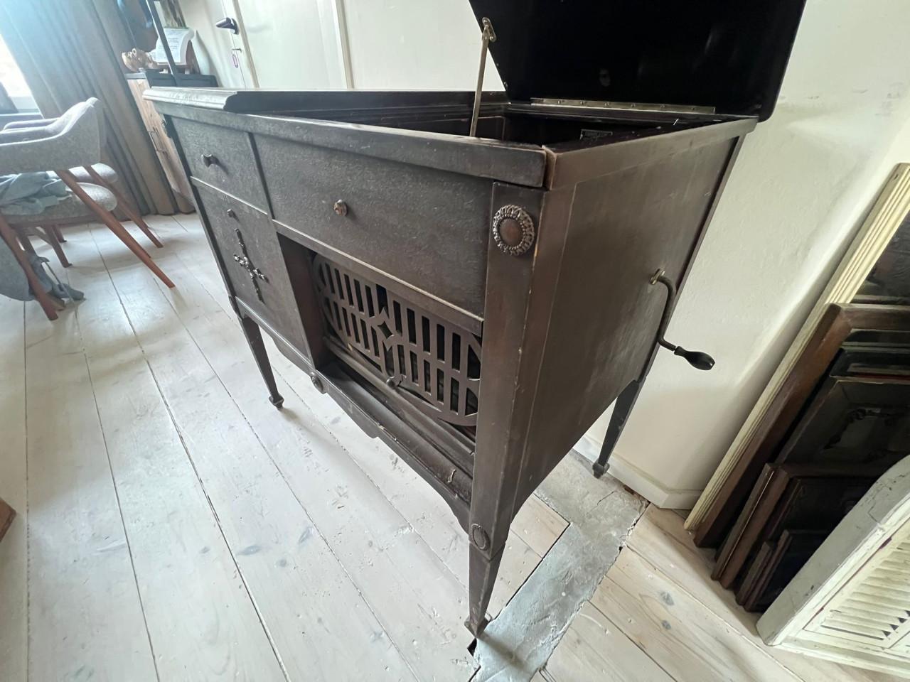 Zeer oude platenspeler