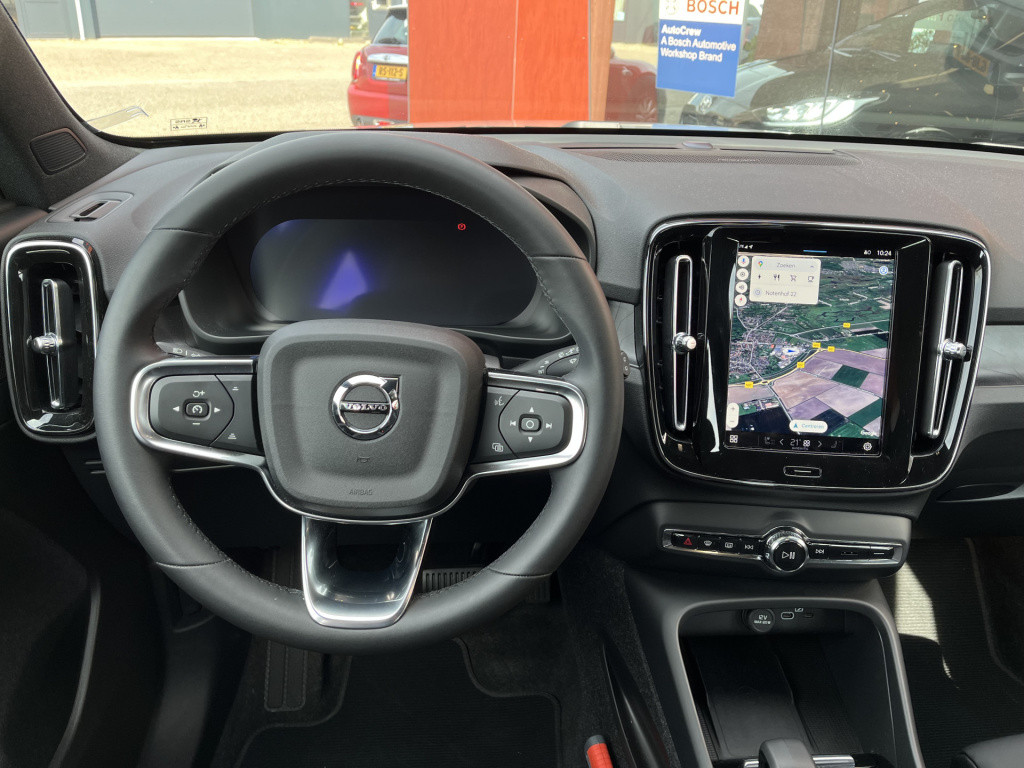 Volvo Ex40 single motor extended range plus 82 kwh | harman/kardon | blis |