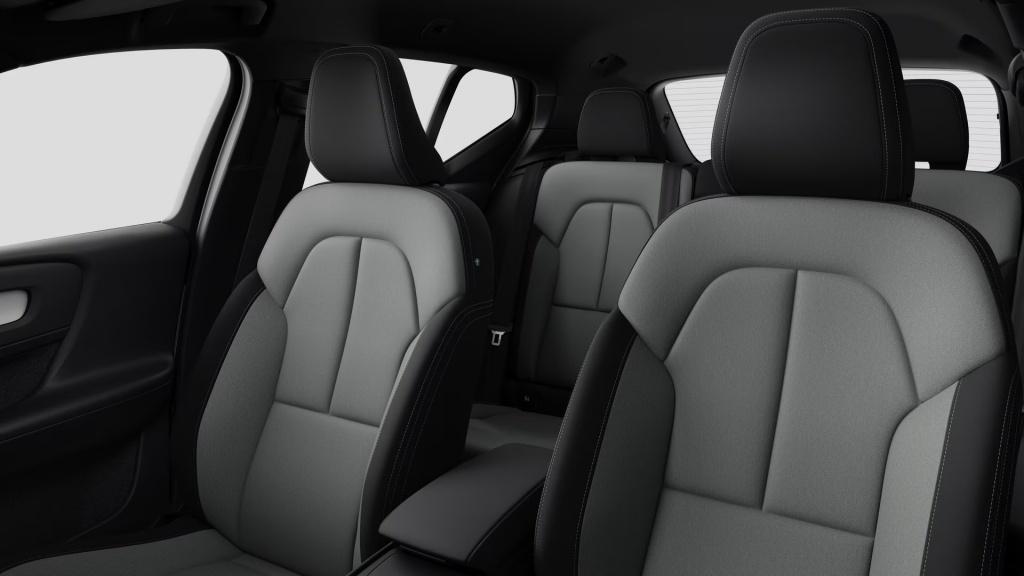Volvo XC40 b4 gt plus dark visual park assist