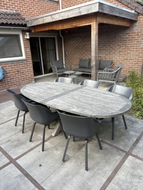 Tuintafel met stoelen