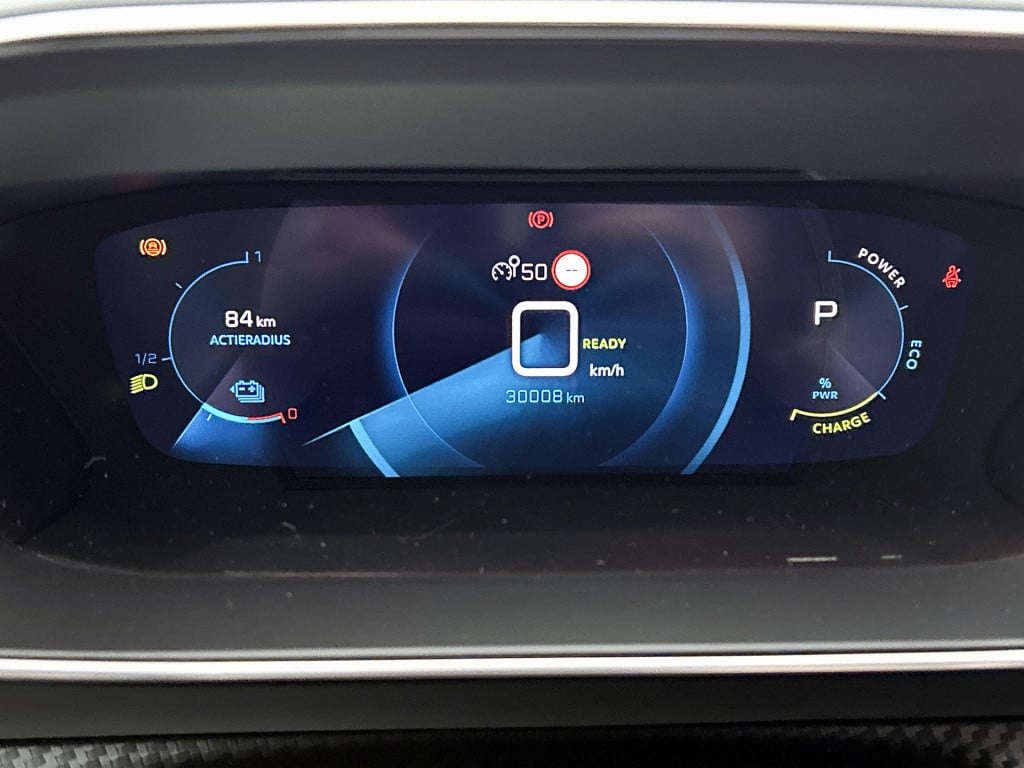 Peugeot 208 ev allure pack 50 kwh | navigatie | achteruitrijcamera | i-cock
