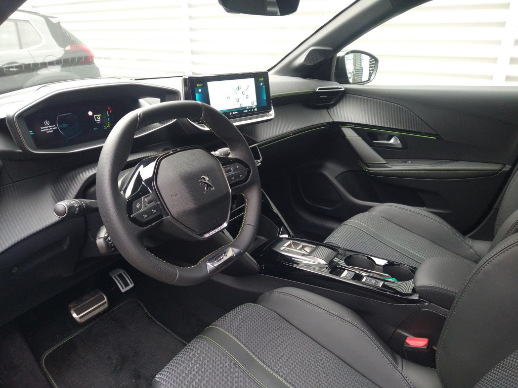 Peugeot 208 ev gt 50kwh 136 automaat 3-fase clima/nav/cam