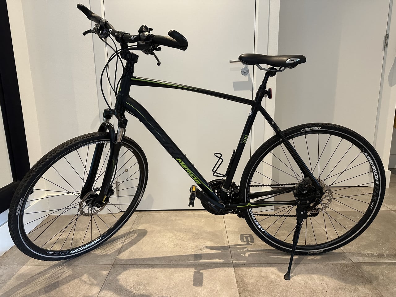 Merida Crossway 300 - Zeer nette staat - Hybride trekking fiets