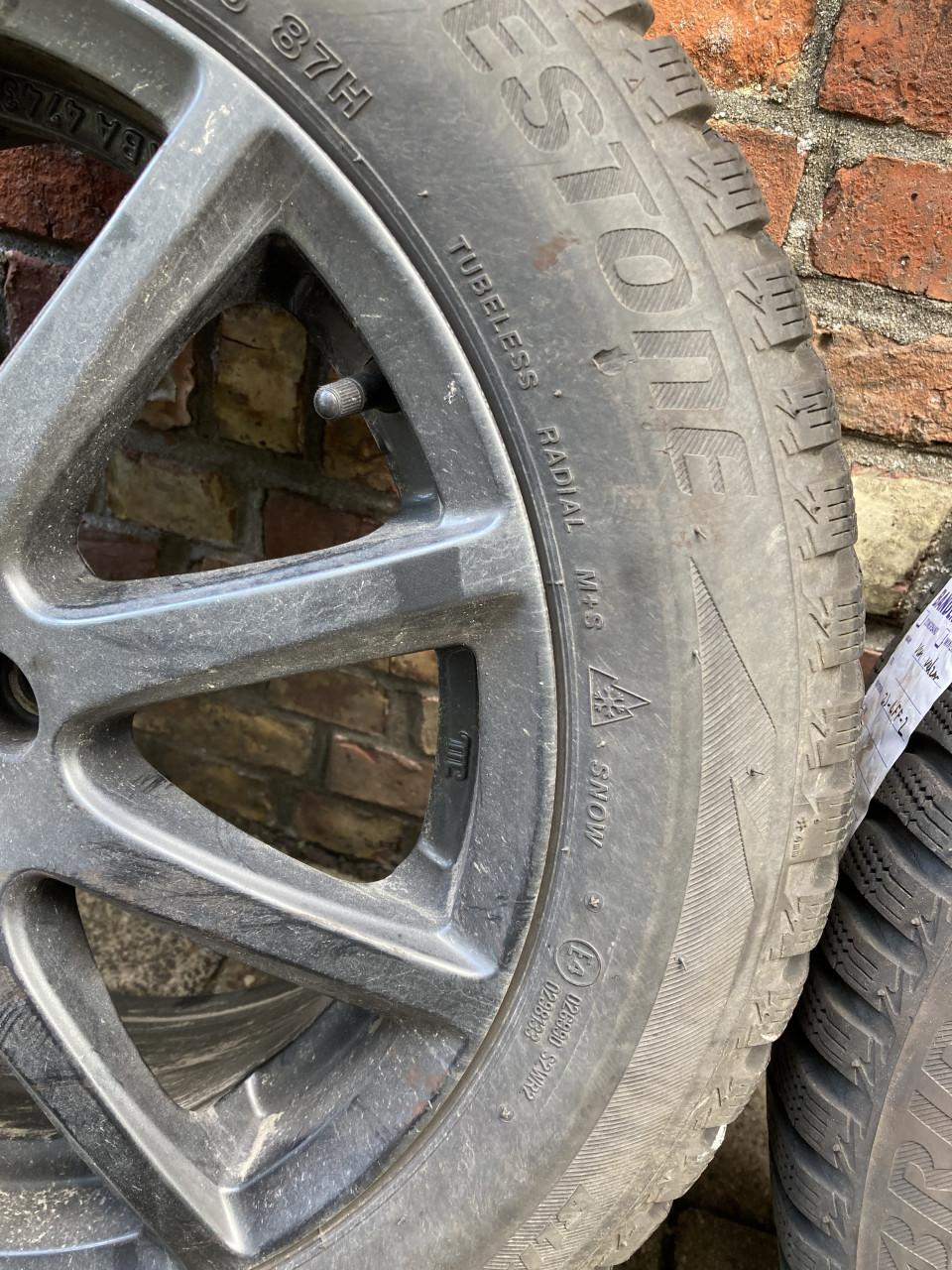 Winterbanden set met velgen