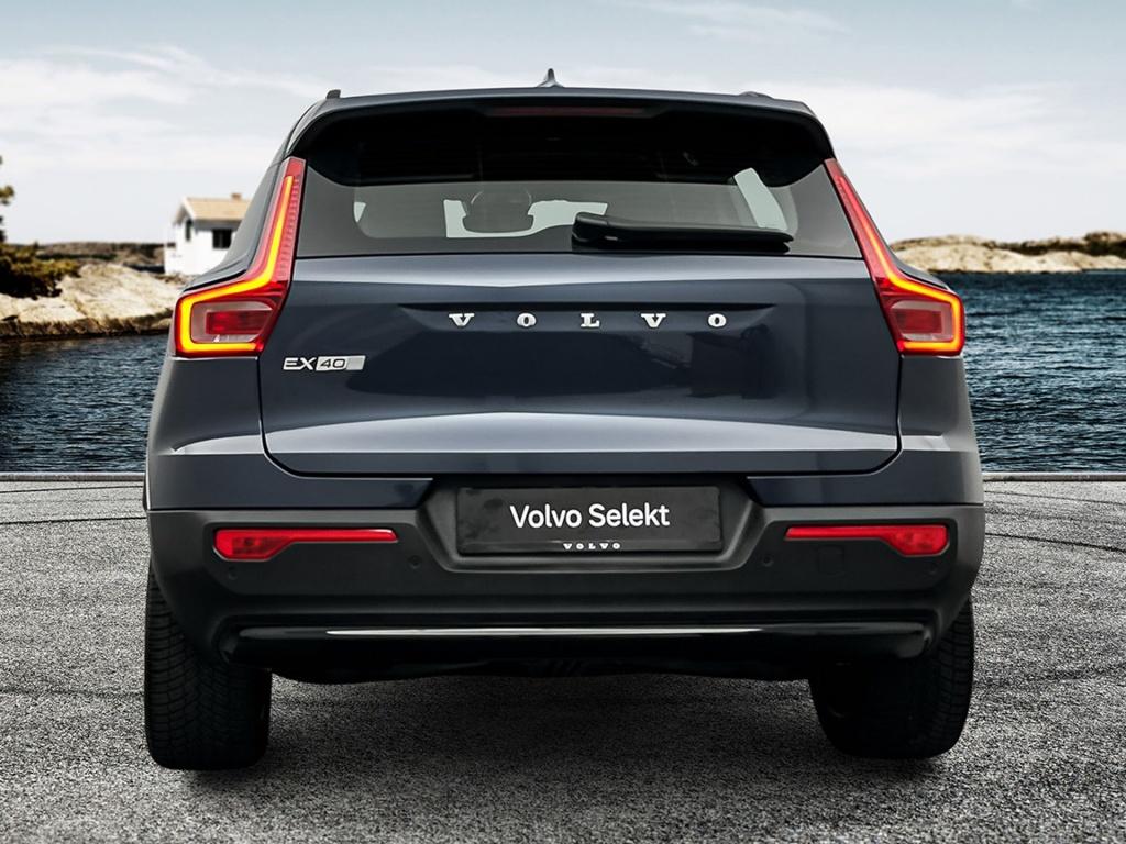 Volvo Ex40 extended plus 82 kwh | trekhaak| achteruitrijcamera| h&k audio