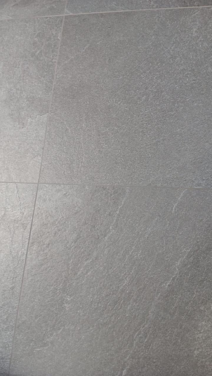 Nog enkele pakken vloertegels te koop!