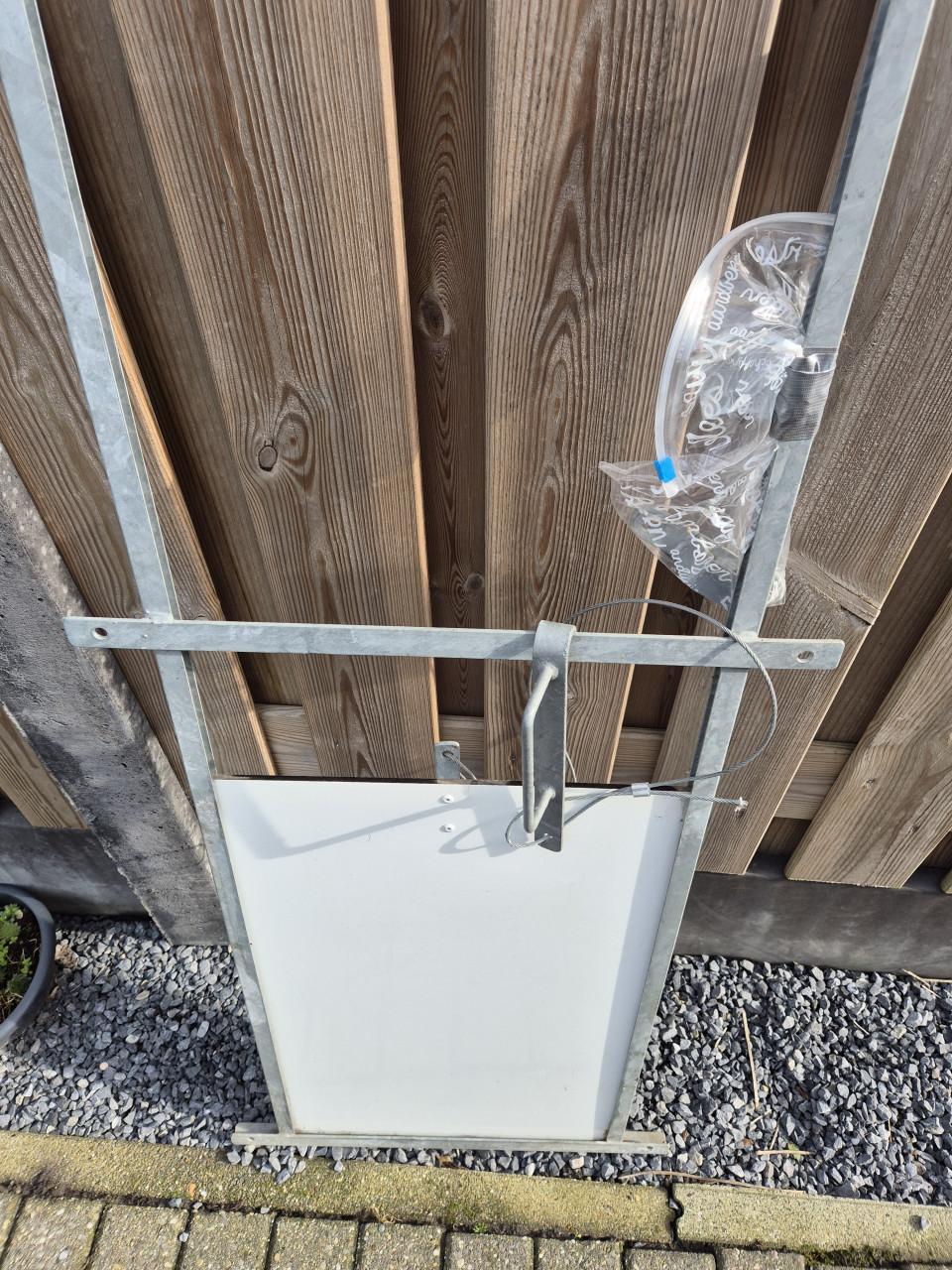 Schuif voor (honden)kennel