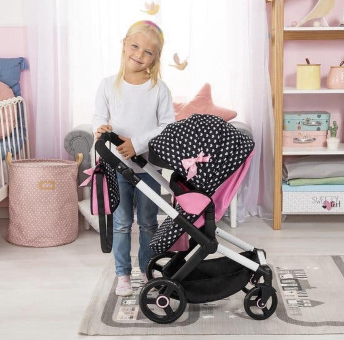Mooie poppenwagen 🎀
