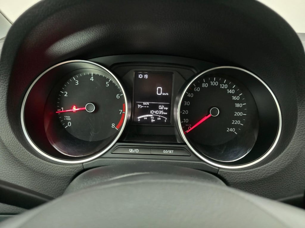 Volkswagen Polo occasion comfortline black edition met cruisecontrol en leu