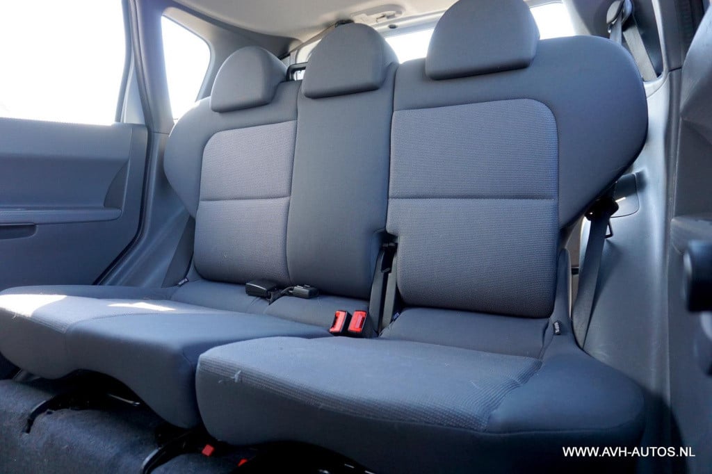 Mitsubishi Colt 1.3 inform cool pack