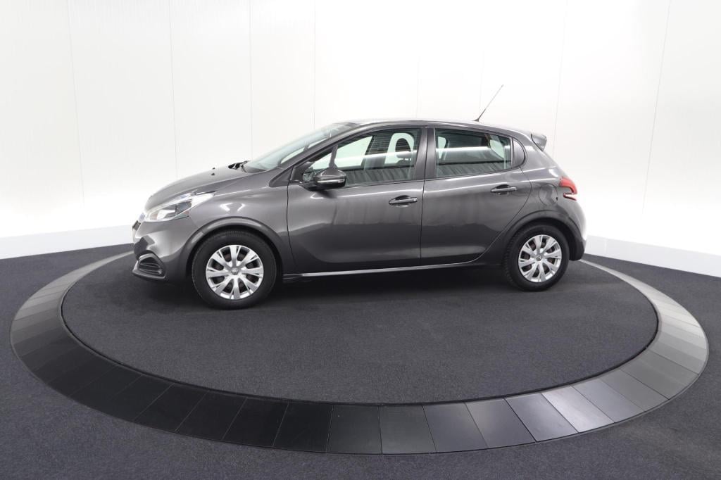 Peugeot 208 puretech 82 active | camera | apple carplay | airco