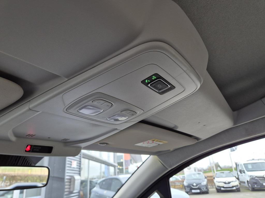 Renault Kangoo family 1.3 tce 130 edc automaat camera, p-sensoren voor, app