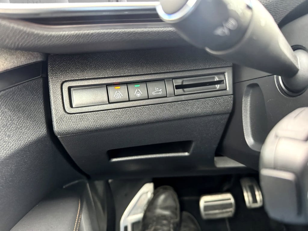 Peugeot 3008 1.2 puretech gt rijklaar incl bovag garantie