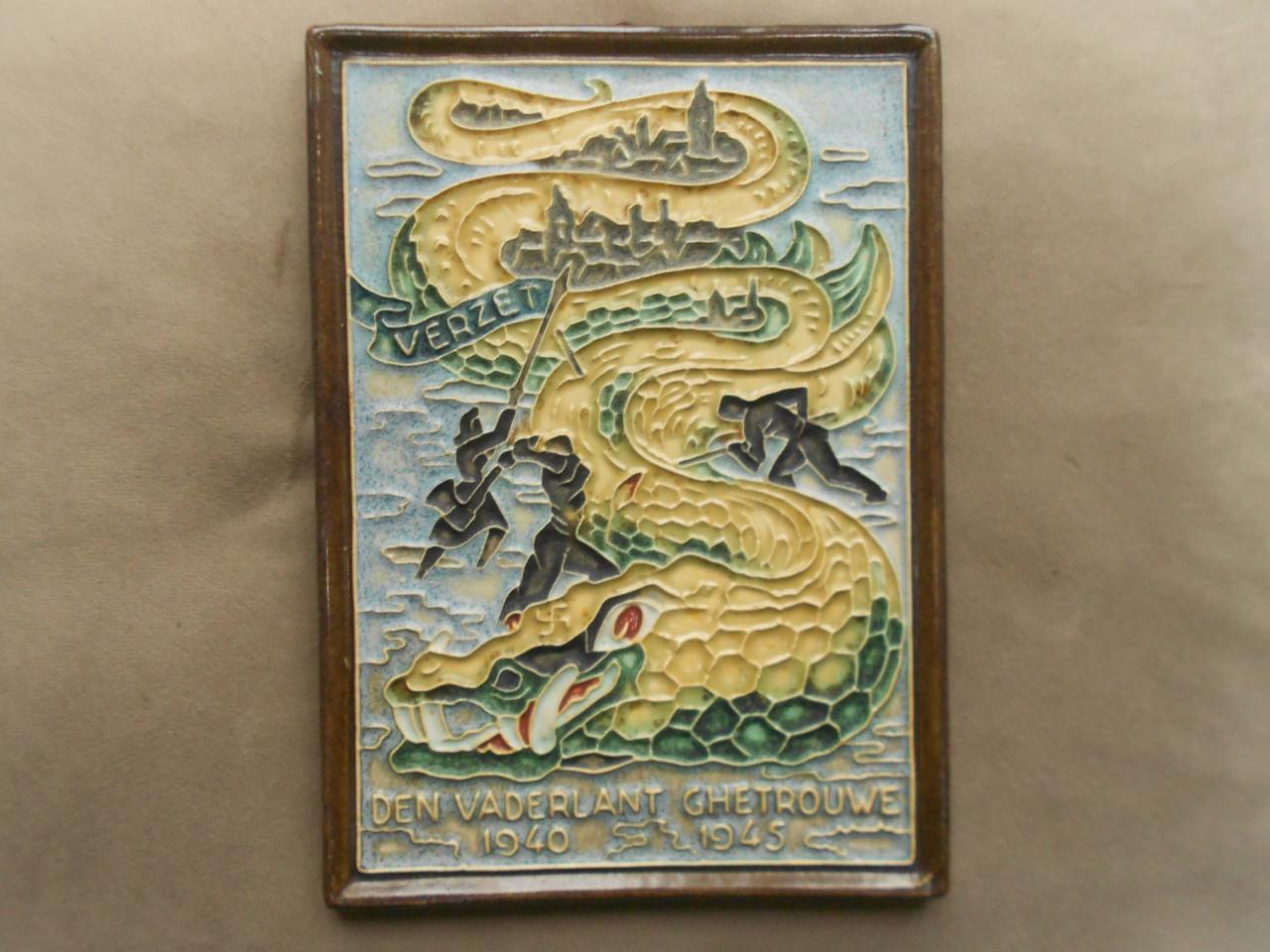 Verzets gedenk tegel ww2 den vaderlant ghetrouwe 1940 1945