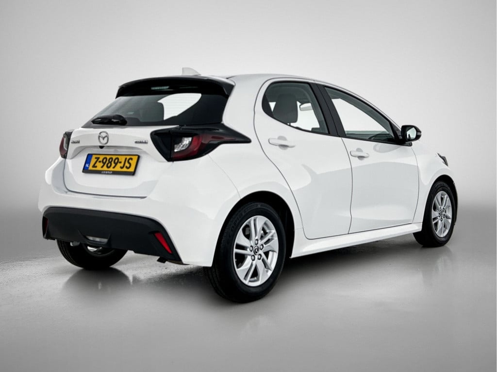 Mazda 2 Hybrid 1.5 centre-line
