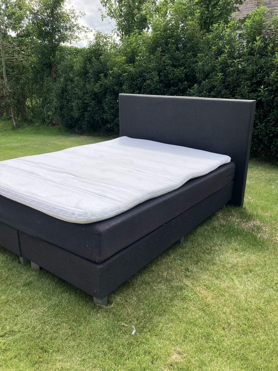 Tweepersoons bed 140x200
