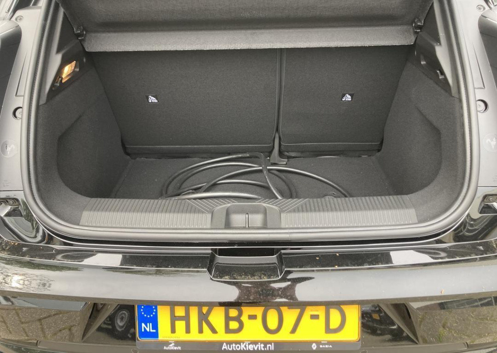 Renault 5 urban range techno 40 kwh - pack winter - daklijst in kleur warm 