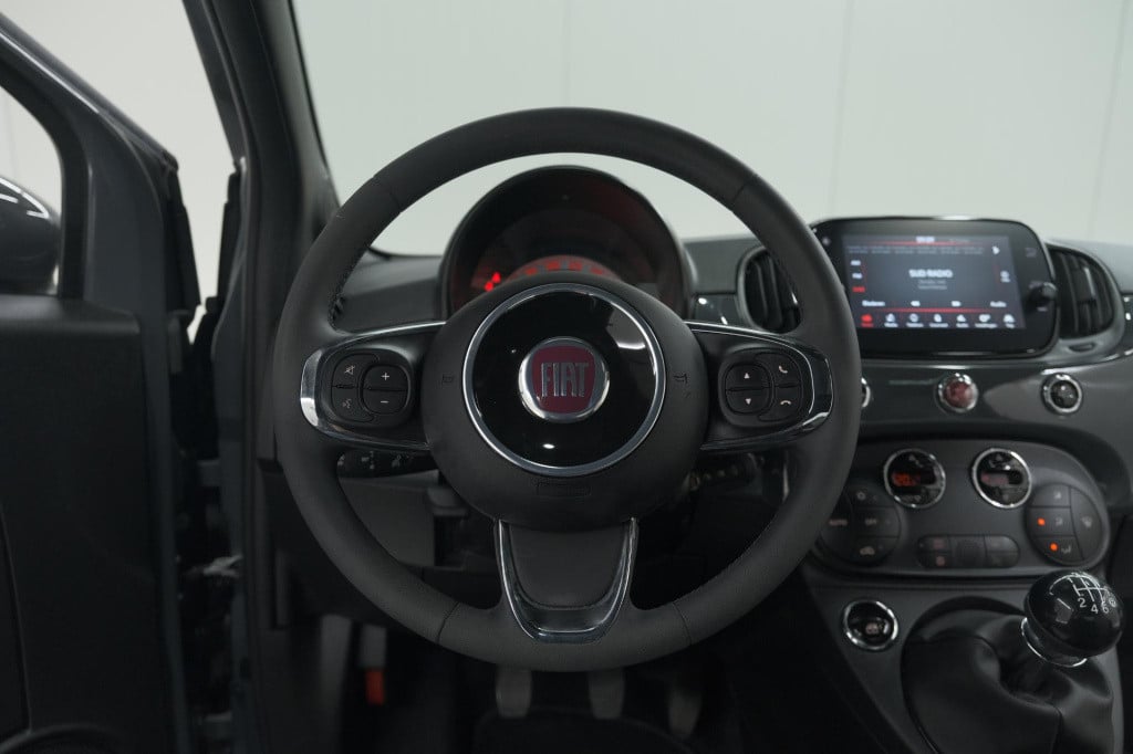 Fiat 500 1.0 hybrid dolcevita | panoramadak | apple carplay | parkeersensor