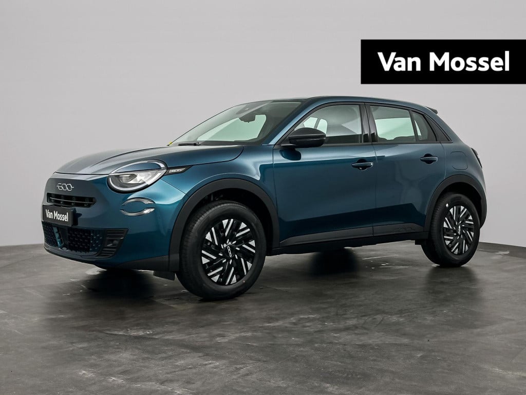 Fiat 600 1.2 hybrid urban | apple & android carplay | parkeersensoren | led