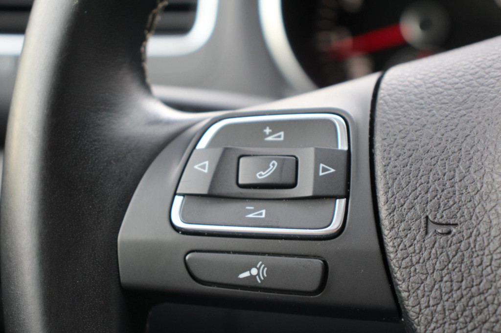 Volkswagen Golf 1.2 tsi match - half leder - nieuwe distr ketting - stoelve