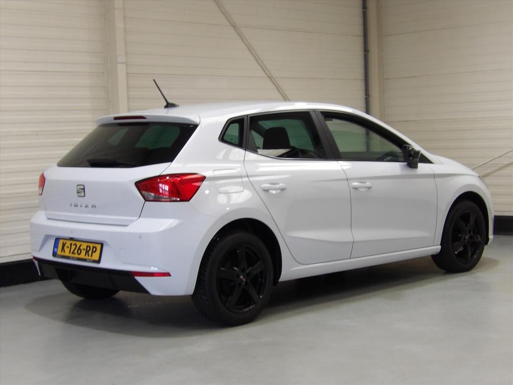 Seat Ibiza 1.0 ecotsi 95pk style business intense