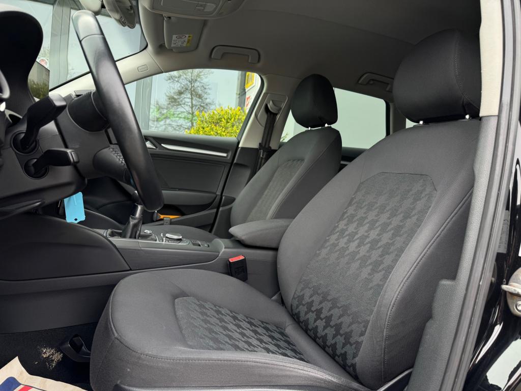 Audi A3 sportback 1.4 tfsi cod attraction pro line * cruise control * pdc *