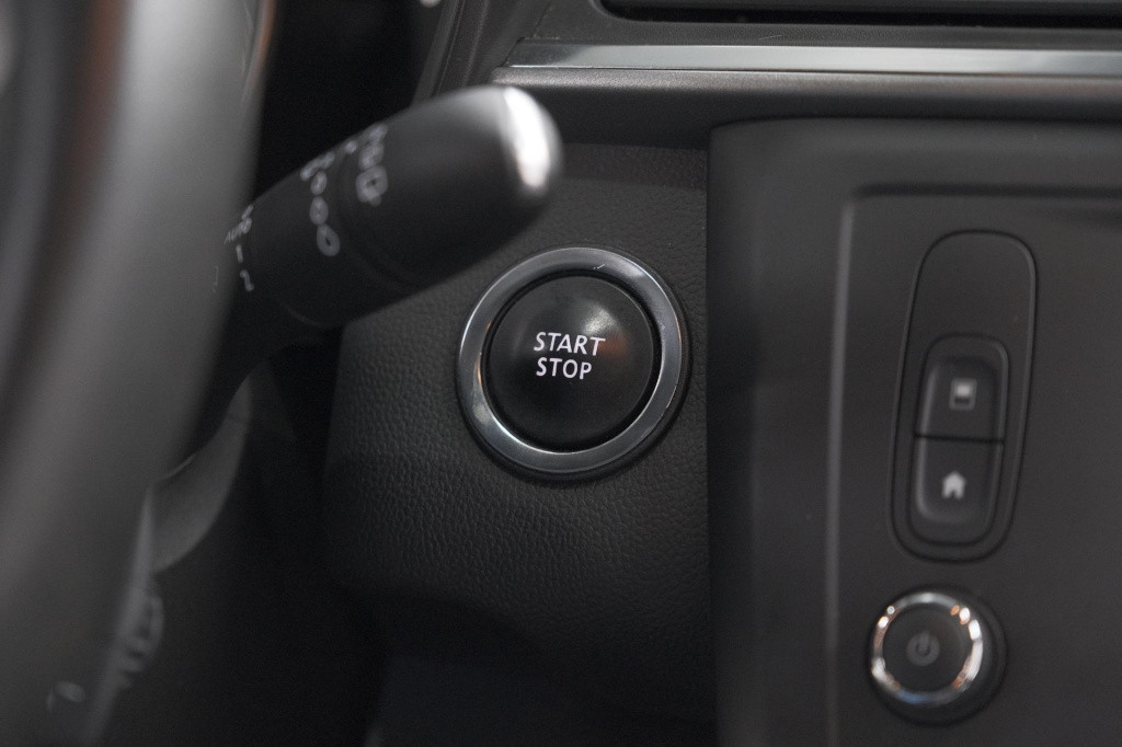Renault Kadjar tce 130 edc intens | trekhaak | navigatie | parkeersensoren