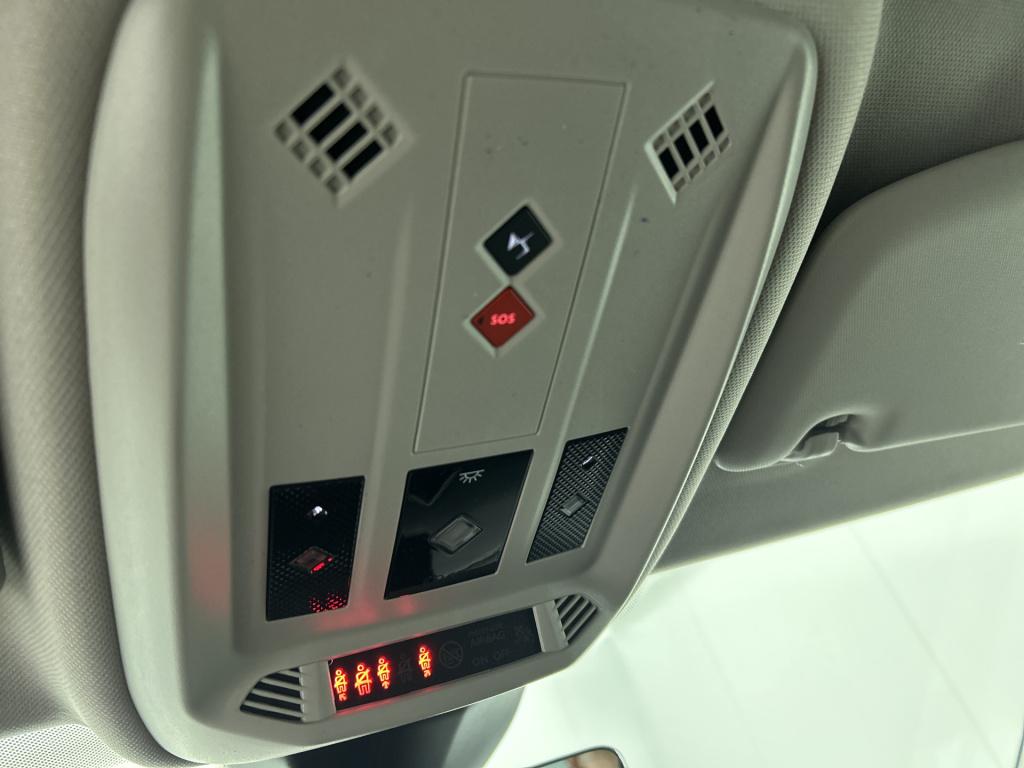 Ds Ds 3 hybrid 145 pk automaat ligne business | keyless entry | stoelverwar