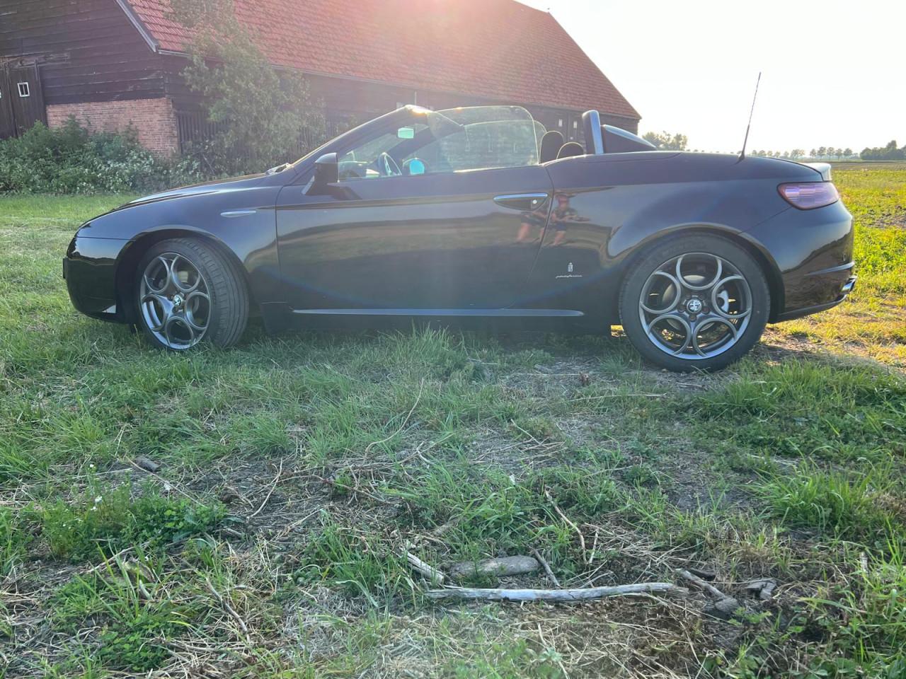 Alfa Romeo Spider