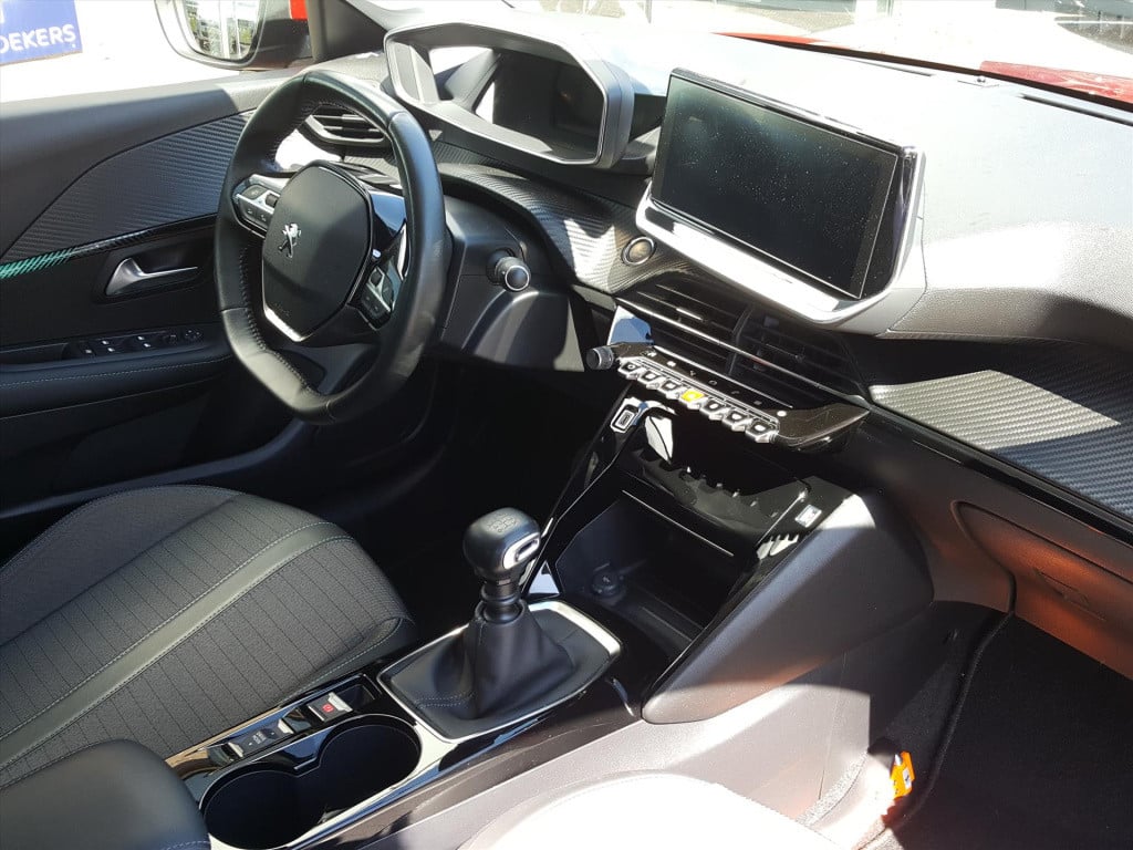 Peugeot 208 1.2 puretech 100pk allure navigatie | 3d-cockpit | afneembare t