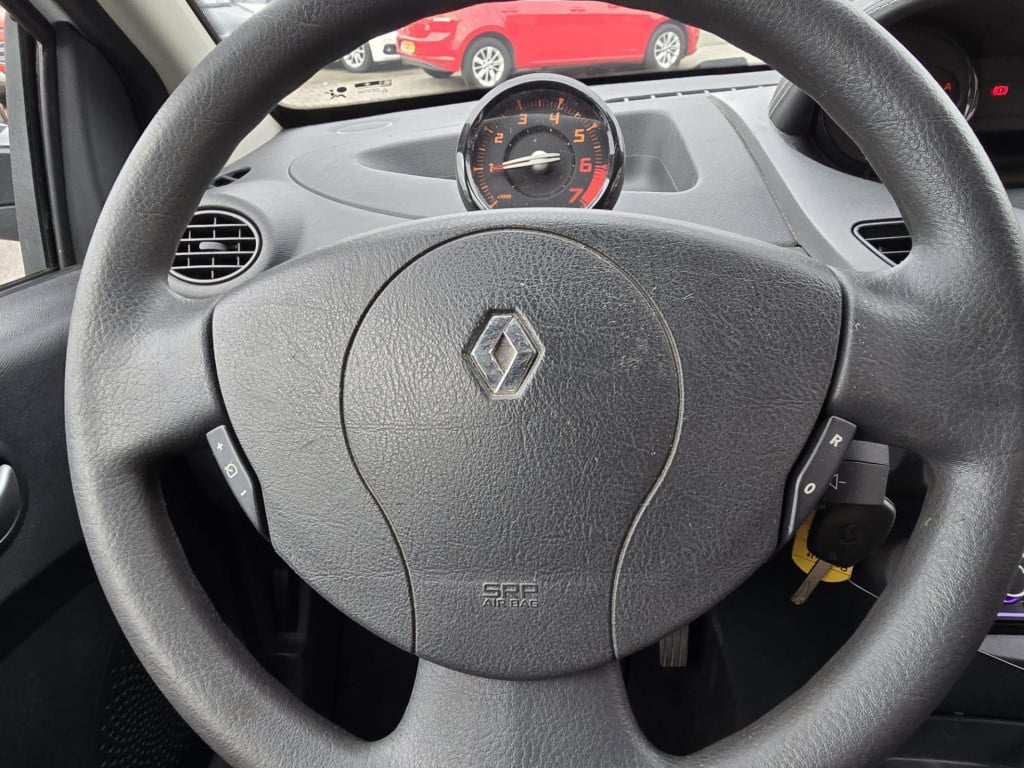 Renault Twingo 1.2-16v dynamique, automaat!
