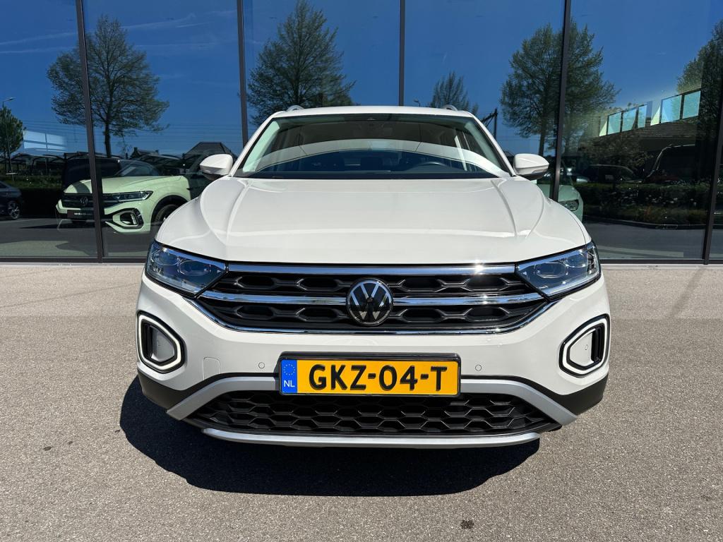 Volkswagen T-roc 1.5 tsi 150pk dsg style carplay | trekhaak | camera | keyl