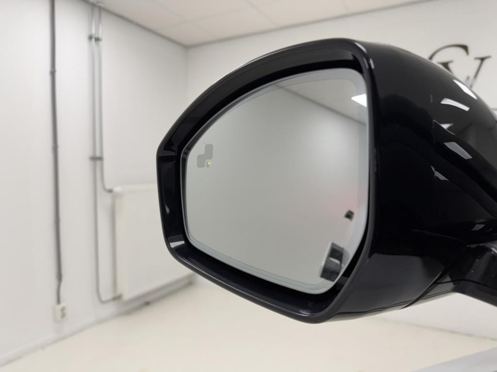 Land Rover Range Rover 1.5 p300e awd s | panoramadak | meridian sound | lee