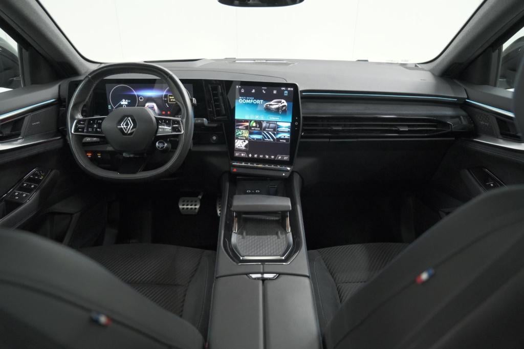Renault Austral 1.2 e-tech full hybrid 200 iconic esprit alpine | 4 control