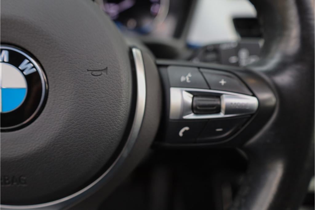 BMW X2 xdrive25e m sport pano i 18inch i hud