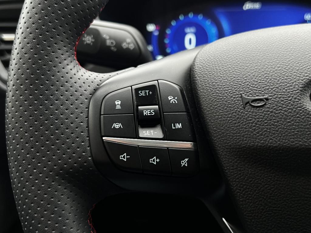 Ford Kuga 2.5 phev st-line x 225 pk | pdc v+a | camera | voorstoelen/stuur/