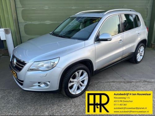 Volkswagen Tiguan 1.4 tsi sport & style 4 motion panodak