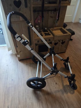 Bugaboo Cameleon 2 onderstel incl. wielen