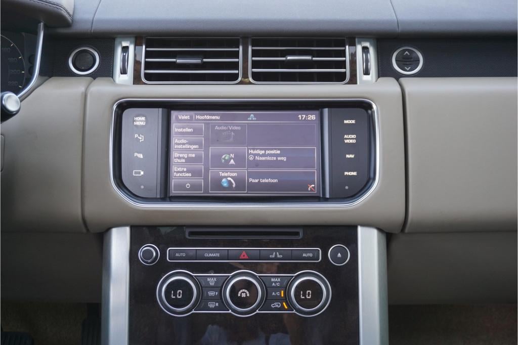 Land Rover Range Rover 3.0 tdv6 vogue 1e eigenaar - climate / navi / pano /