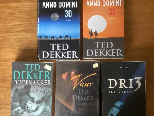 5 x thriller Ted Dekker