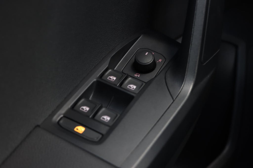 Seat Arona 1.0 ecotsi style business connect