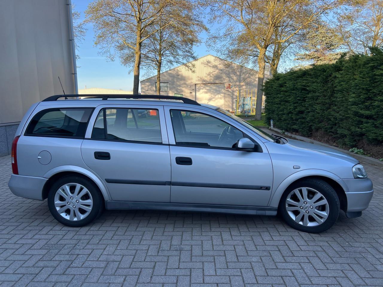 Opel Astra Wagon 1.6-16V Sport 134.376KM