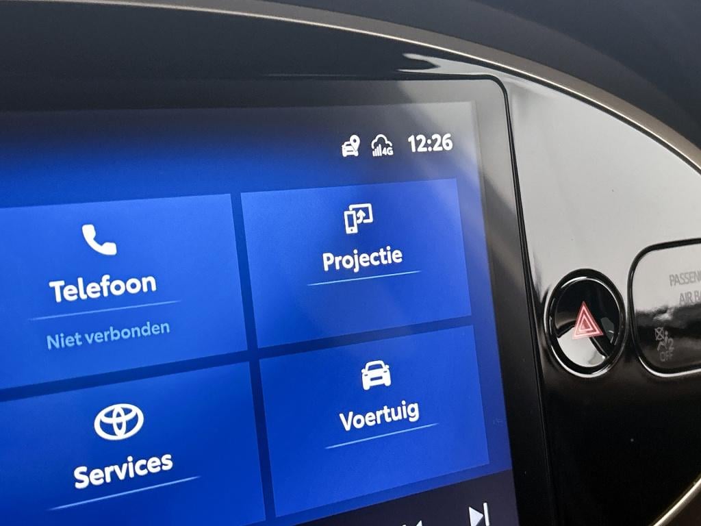 Toyota Aygo x 1.0 vvt-i s-cvt envy automaat | navigatie | jbl soundsystem |