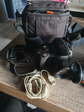 Werkende vintage Canon PowerShot SX40HS incl veel accessoires....