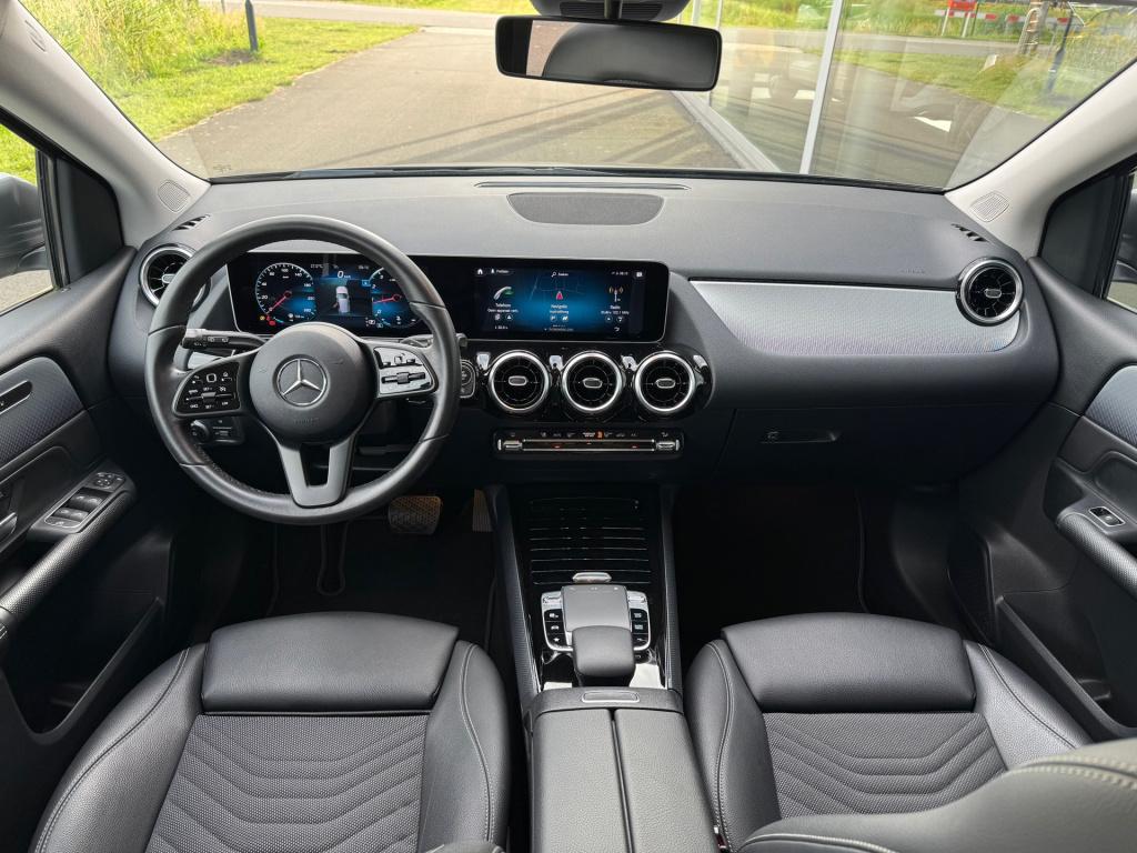Mercedes-Benz B-Klasse 180 style automaat , achteruitrijcamera