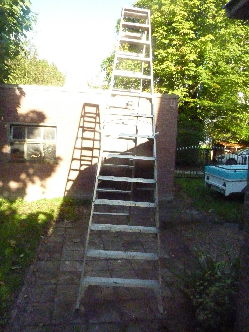 Aluminium ladder