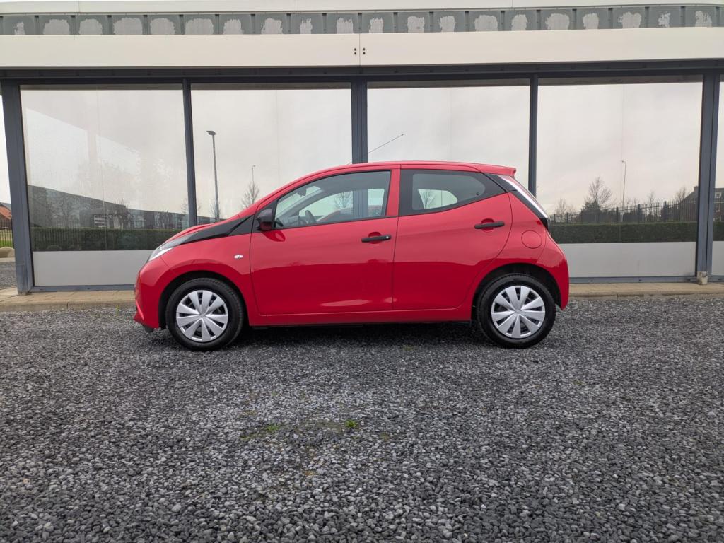 Toyota Aygo 1.0 vvt-i x-fun | airco | bluetooth