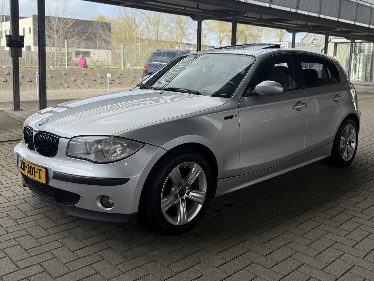 Bmw 1serie 116i zilver 5deurs pano fulloption (High-Executive)