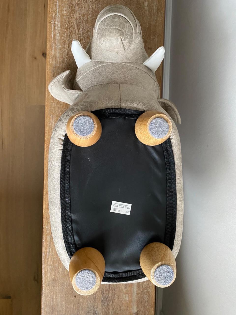 Olifant poef / voetenbankje
