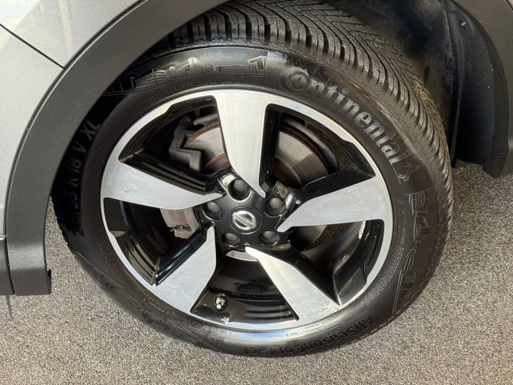 Nissan Qashqai 1.6 connect edition